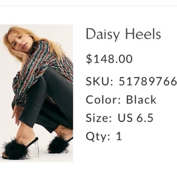 Gorgeous heels 🖤 - Picture 1 of 4